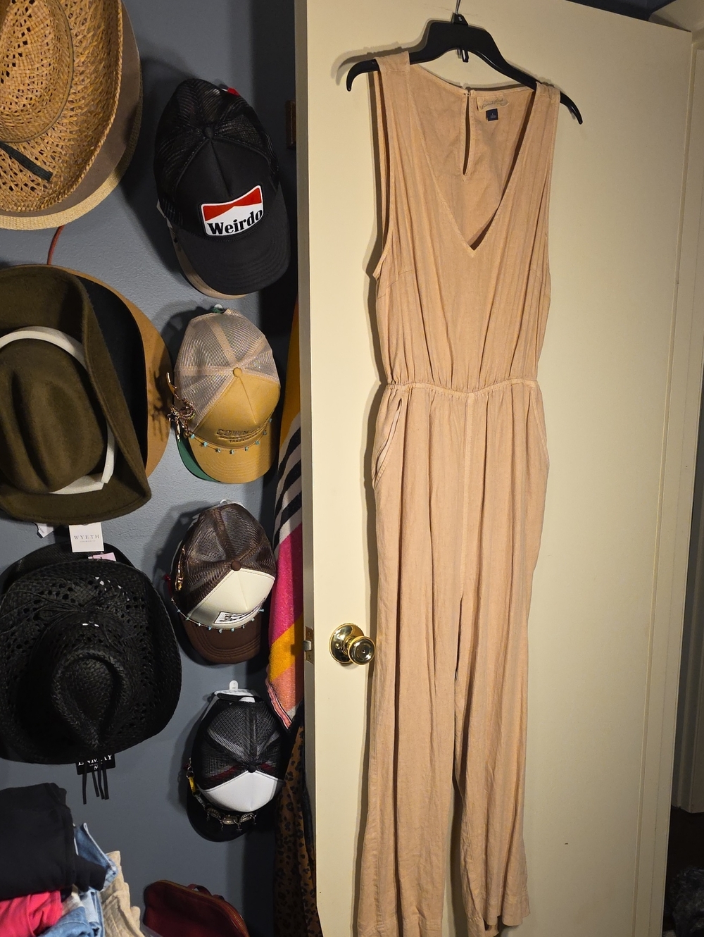 Universal Thread Sleeveless V-Neck Beige Jumpsuit